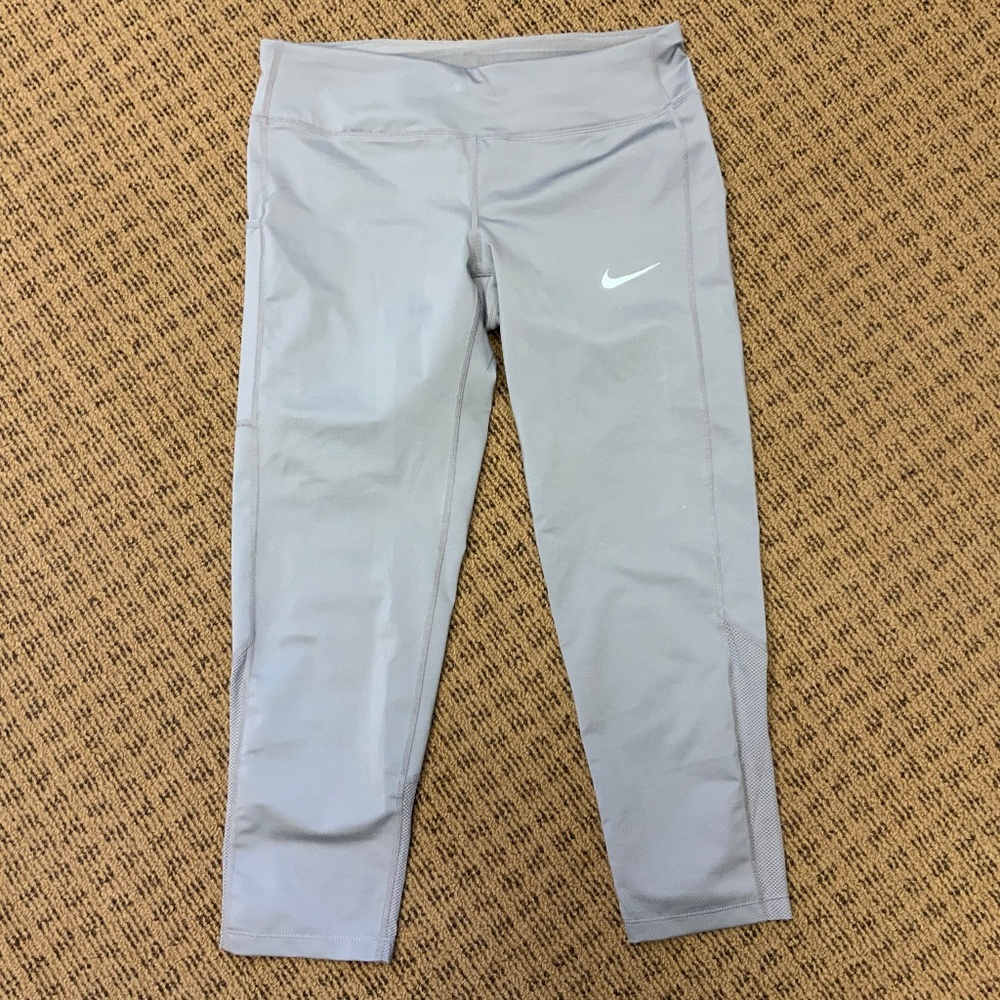 Nike dry fit power racer crop running tights 3/4  length gray size med
